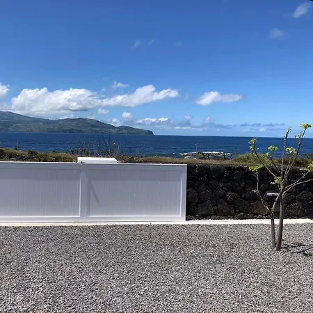 Atlantis Breeze Holiday home *